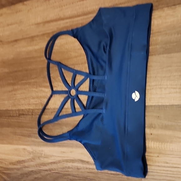 SPORTS Bra Size Medium Back Design Blue in color - Picture 3 of 3